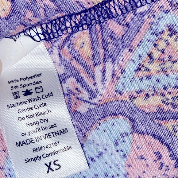 Lularoe Disney Irma top size xsmall - Picture 8 of 8